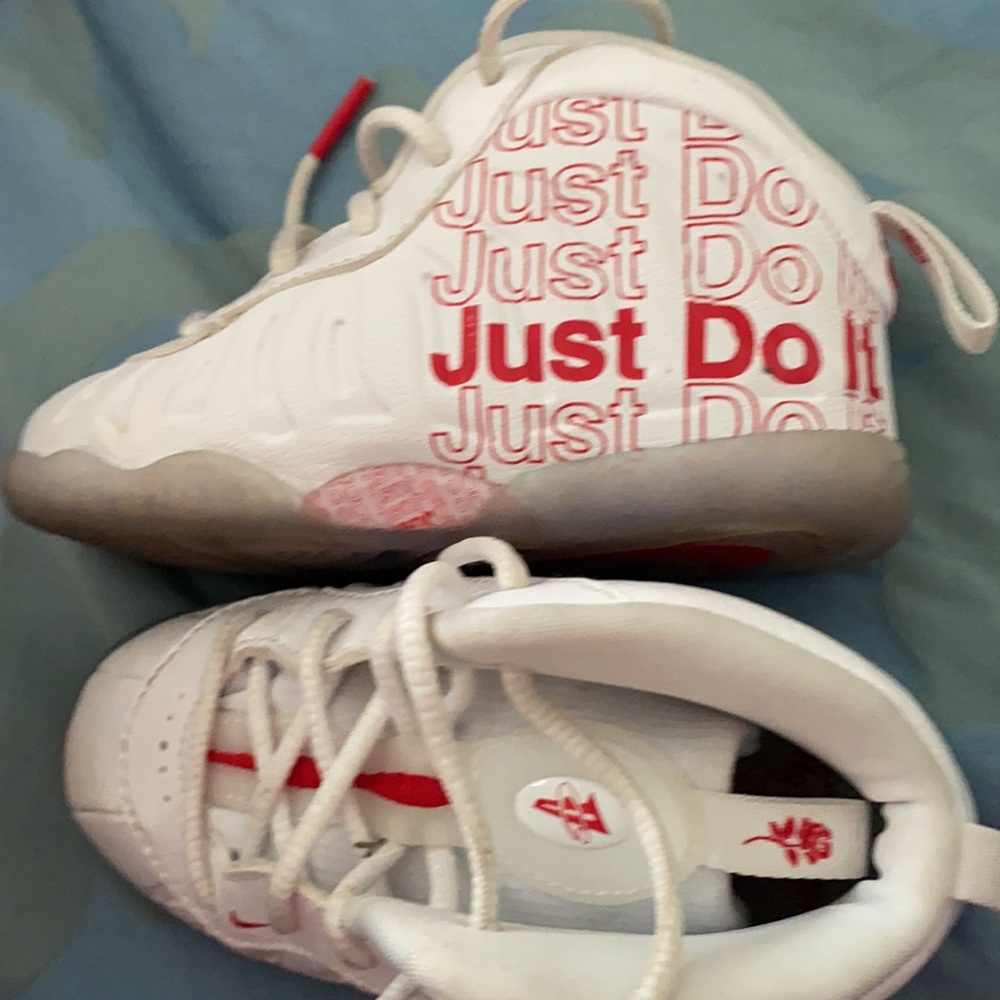 Foamposite - Picture 3 of 4